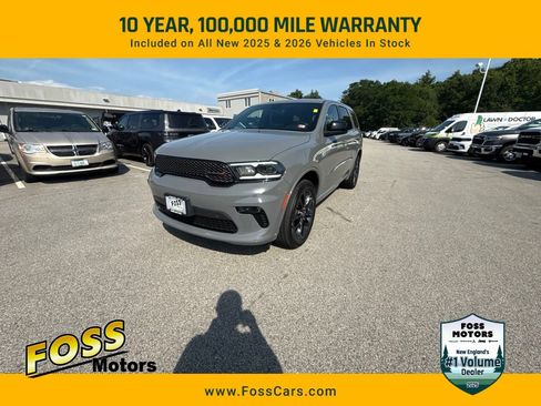 Used 2022 Dodge Durango SXT w/ Blacktop Package AWD/4WD image 1