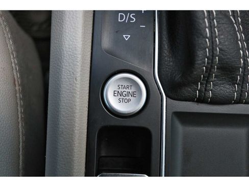 Used 2022 Volkswagen Atlas SE FWD image 27