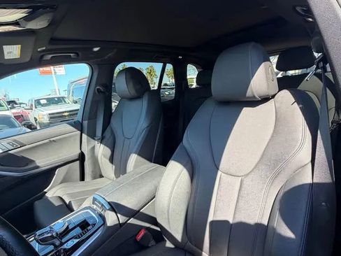 Used 2020 BMW X5 sDrive40i image 11