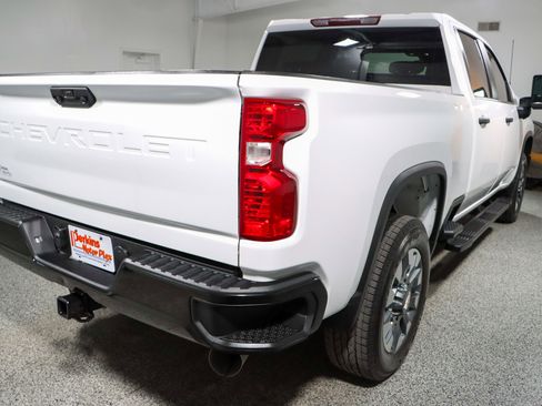 Used 2023 Chevrolet Silverado 2500 Custom w/ Custom Value Package image 7