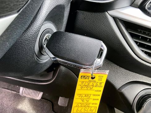 Used 2024 Kia Forte LX image 28