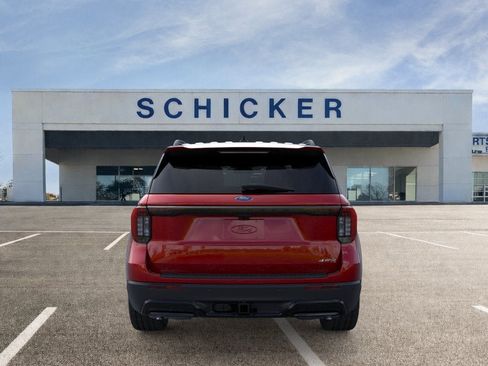 New 2026 Ford Explorer ST-Line w/ ST-Line Street Pack AWD/4WD image 5