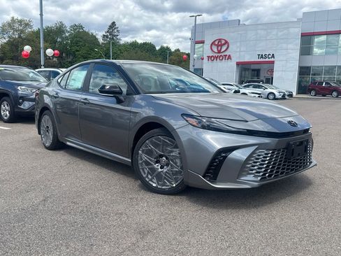 New 2026 Toyota Camry XSE AWD/4WD image 1