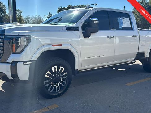 Certified 2024 GMC Sierra 2500 Denali Ultimate image 3
