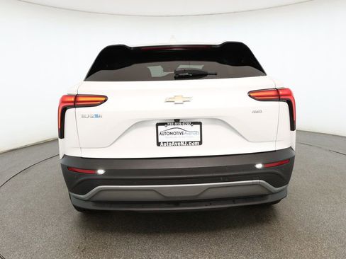 Used 2024 Chevrolet Blazer EV LT image 5