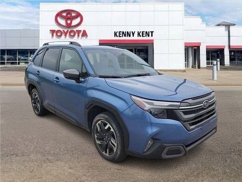 Used 2025 Subaru Forester Limited w/ Popular Package #2 AWD/4WD image 1