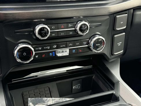 New 2026 Ford F350 Lariat w/ Lariat Ultimate Package image 16