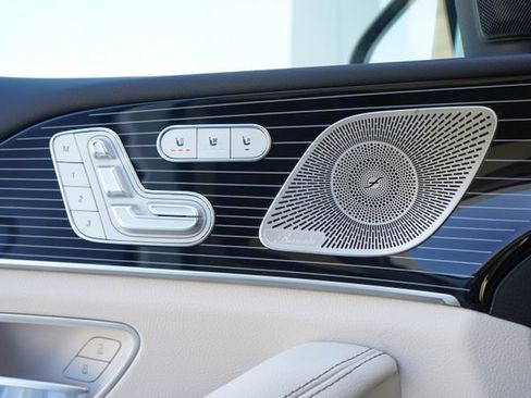 New 2026 Mercedes-Benz GLS 450 4MATIC image 17