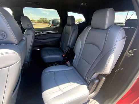 Used 2024 Buick Enclave Premium AWD/4WD image 21