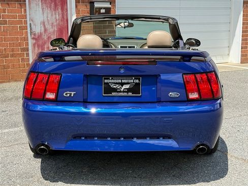 Used 2004 Ford Mustang GT image 22