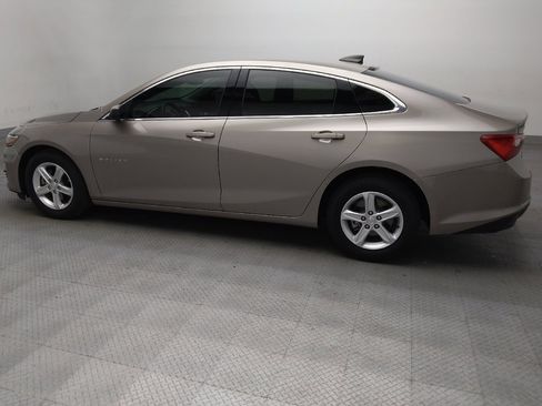 Used 2025 Chevrolet Malibu LS FWD image 3