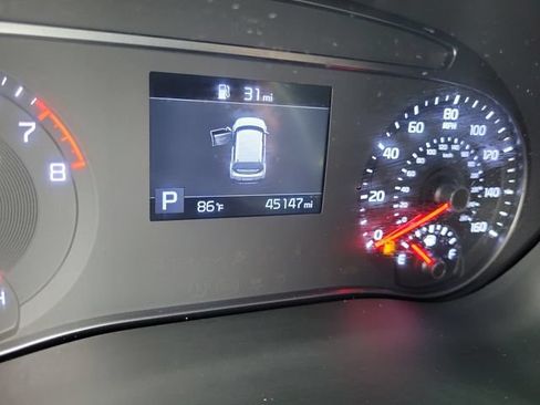 Used 2022 Kia Soul LX FWD image 29