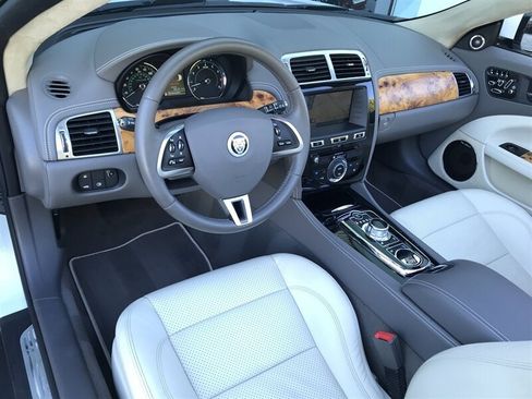 Used 2013 Jaguar XK Convertible RWD image 21