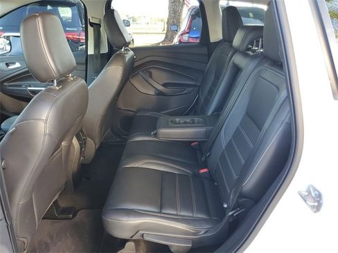Used 2019 Ford Escape SEL image 11