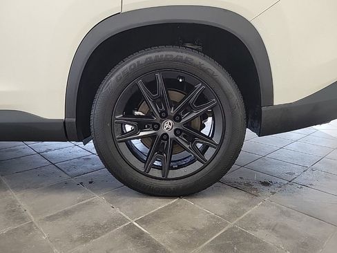 Used 2024 Toyota Grand Highlander Platinum image 19