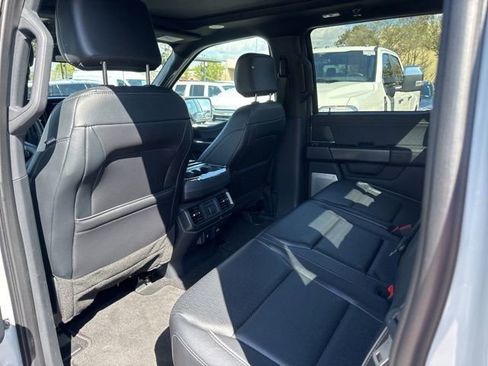 Used 2024 Ford F150 Lariat w/ Equipment Group 502A High image 8