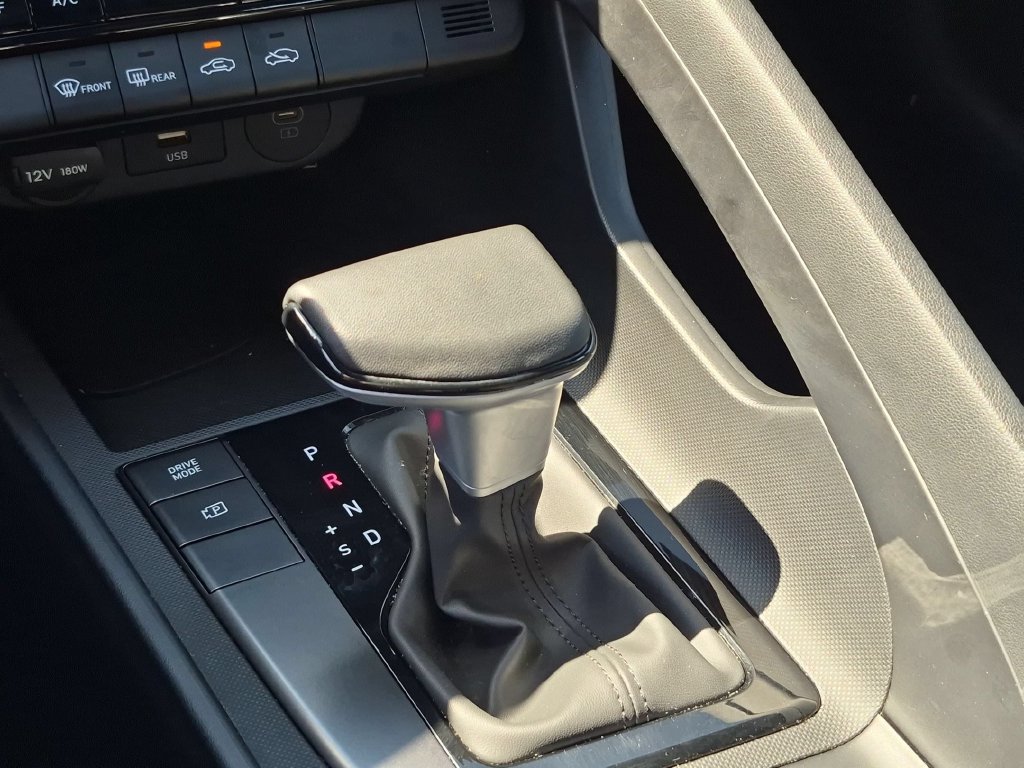 Used 2026 Hyundai Elantra Sport FWD image 20