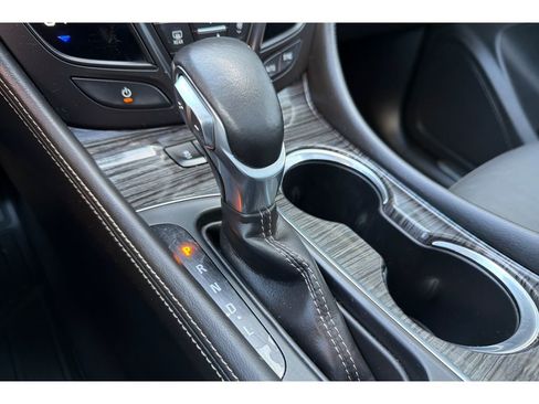 Used 2017 Buick Envision Essence AWD/4WD image 24