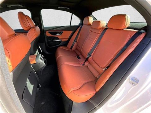 Used 2025 Mercedes-Benz C 300 Sedan image 28