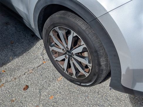 Used 2018 Kia Sportage EX w/ EX Technology Package image 3