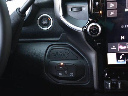 New 2026 RAM 2500 Big Horn AWD/4WD image 42