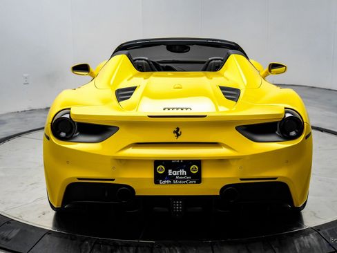Used 2017 Ferrari 488 Spider image 19
