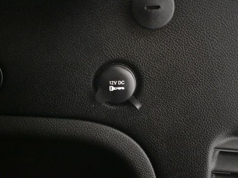 Used 2021 Jeep Grand Cherokee Altitude image 21