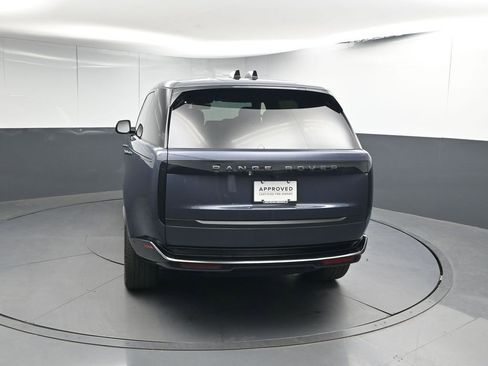 Used 2024 Land Rover Range Rover Long Wheelbase SE image 22
