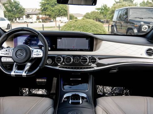 Used 2018 Mercedes-Benz S 63 AMG S 4MATIC Sedan image 12