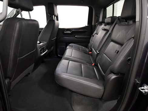 Used 2023 GMC Sierra 1500 SLT w/ SLT Premium Plus Package AWD/4WD image 15