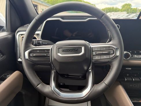 New 2026 GMC Canyon Denali AWD/4WD image 17