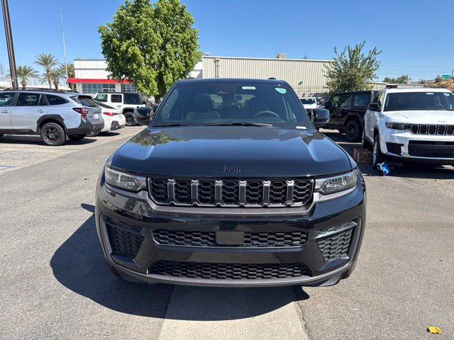 New 2026 Jeep Grand Cherokee Altitude AWD/4WD image 8