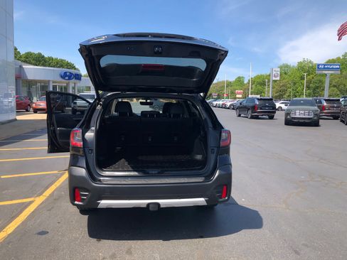 Used 2020 Subaru Outback Limited XT AWD/4WD image 27