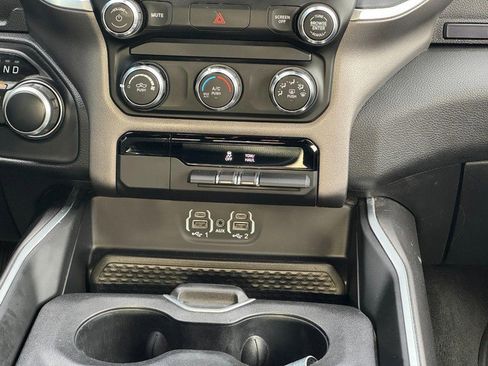 Used 2021 RAM 1500 Big Horn image 14