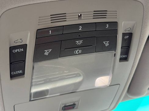 Used 2010 Lexus RX 450h AWD w/ Premium Pkg image 33