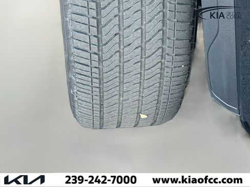 Used 2025 GMC Sierra 1500 Denali Ultimate image 41