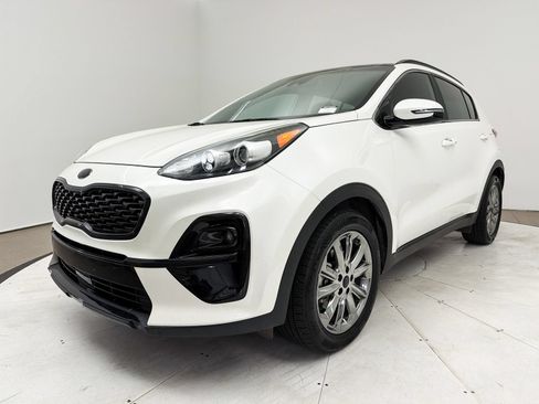 Certified 2022 Kia Sportage Nightfall Edition w/ Nightfall Fwd Premium Package image 13