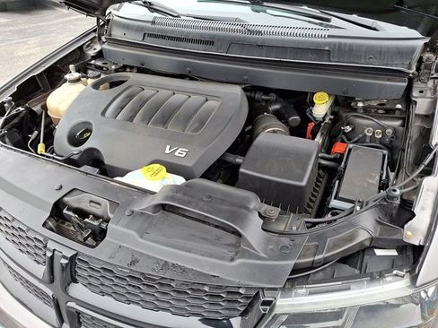 Certified 2017 Dodge Journey Crossroad image 32