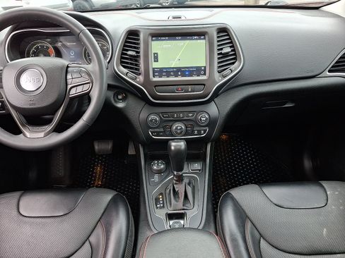 Used 2022 Jeep Cherokee Trailhawk w/ Sun, Sound & Nav Group AWD/4WD image 15