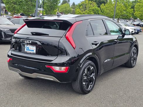 Certified 2025 Kia Niro Wind FWD image 5
