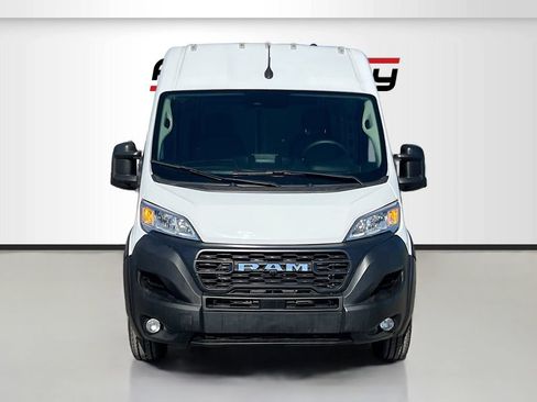 Used 2023 RAM ProMaster 2500 w/ Driver Convenience Group FWD image 2