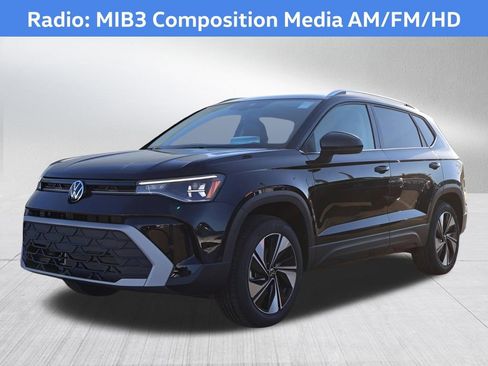 New 2025 Volkswagen Taos SE image 4