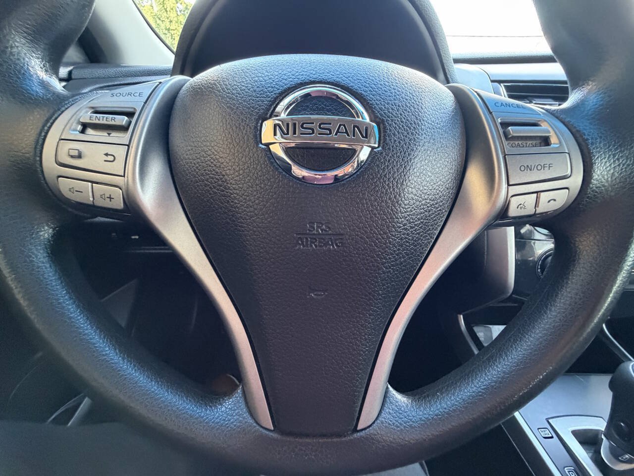Used 2015 Nissan Altima 2.5 S w/ Sport Value Package FWD image 19