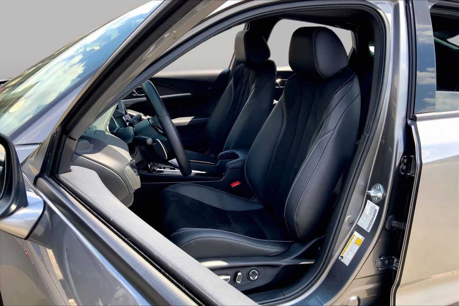 Used 2024 Acura Integra A-Spec w/ Technology Package FWD image 8