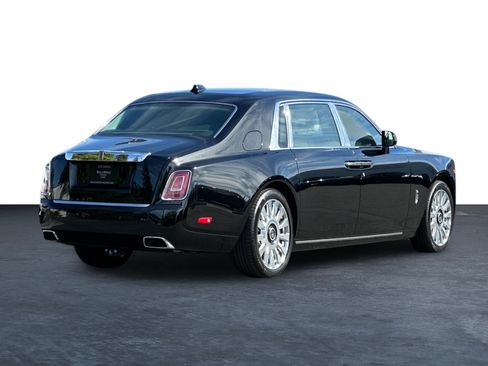 Certified 2018 Rolls-Royce Phantom Extended Wheelbase RWD image 3