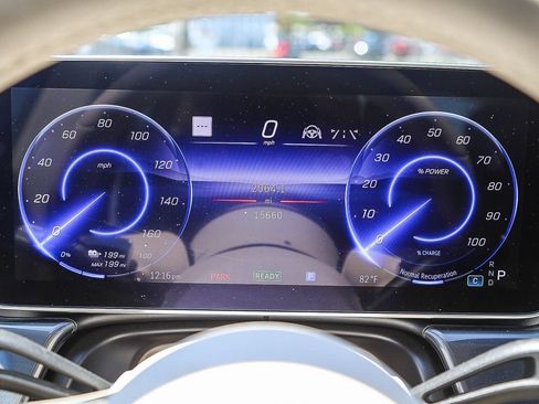 Used 2022 Mercedes-Benz EQS 450+ Sedan image 5