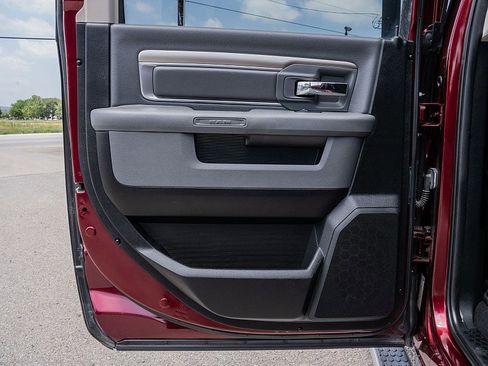 Used 2018 RAM 1500 Lone Star RWD image 11