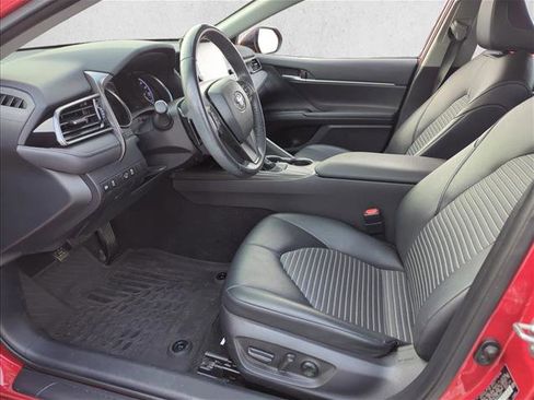 Used 2021 Toyota Camry SE w/ Audio Upgrade Package image 9