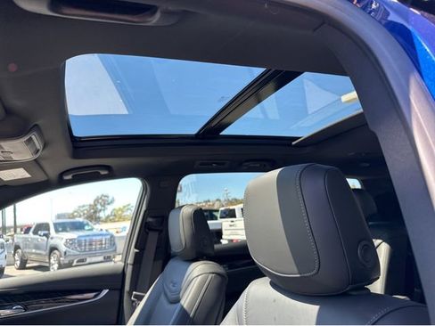 New 2025 Cadillac XT6 Premium Luxury w/ Technology Package image 24