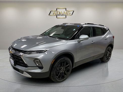 Certified 2025 Chevrolet Blazer LT w/ Convenience Package AWD/4WD image 1